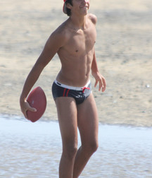 Speedos  5a8deeb27c1e4.jpg