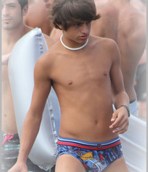 Speedos  5a8def0109699.jpg