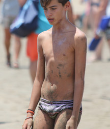 Speedos  5a8def2412108.jpg