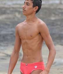 Speedos  5a8def895f718.jpg