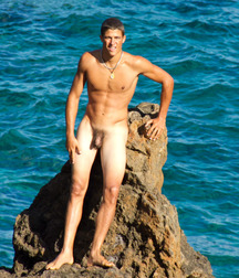 Surfer 5aa16e8de54b9.jpg
