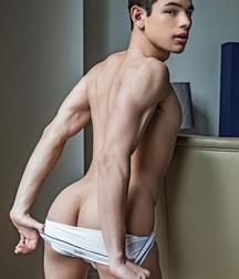 Ricky Verez 5abe86d4a6b4d.jpg