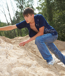 Nathan 2 (Nathan, the Sand Show) 5ac3bcfc3505b.jpg