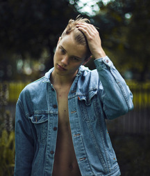 Alex cute model 5ac9cb849eac7.jpg