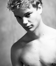 Alex cute model 5ac9cb8b05eb7.png