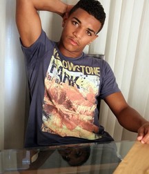Latino Henrique 5ad0a45ec277d.jpg