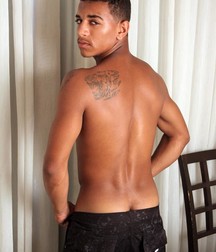 Latino Henrique 5ad0a4729aff6.jpg
