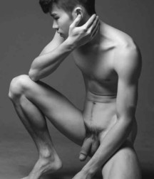 Monocrome twinks 5ad45fa224a4d.jpg
