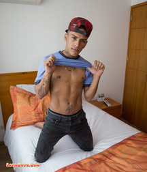 Latino Estiven 5ad6364a01252.jpg