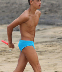 Speedos 5adee792cff1e.jpg