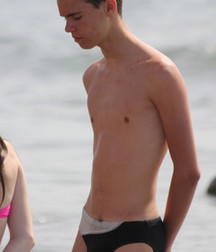 Speedos 5adee7d3ae383.jpg