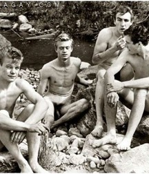 Happy old times 5ae0ac860c48d.jpg