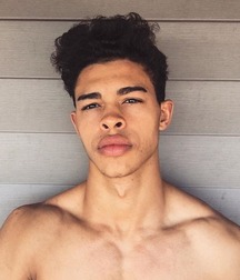 Devin Truss 5af4a466b1c1e.jpg