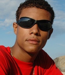 Latino  Esteban