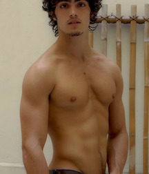 Handsome lads 5b11493a1e3ca.jpg