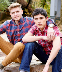 Xavier and Landon  5b1555521e64e.jpg