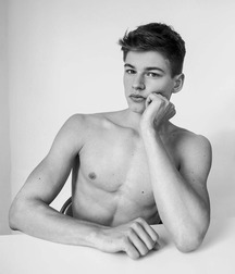 Cute lads 5b192bde4ecb7.jpg