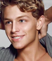Cute lads 5b192be629dc9.jpg