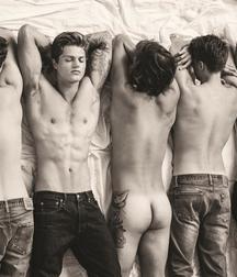 Cute lads 5b192c0dd54f2.jpg