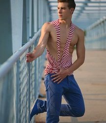 Belleza de los muchachos 5b8599f67fe24.jpg