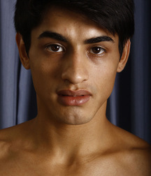 latino * Evan 5bdf2f4f9ba2f.jpg