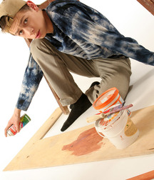 Igor 1 (Igor plays with paint) 5bfa6c0140859.jpg