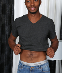 Black models 5bfff6ce1e1a3.jpg