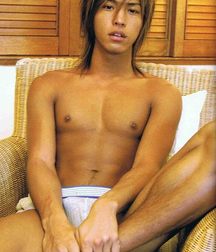 Just beauty of boys 5c080317cd9cc.jpg