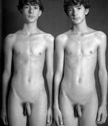 Bomarzo´s twinks 310 5c25eff6f3cb7.jpg