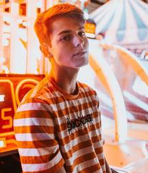 Just beauty of boys 5c2658f8d63b9.jpg