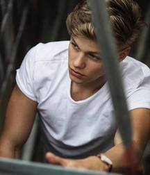 Just beauty of boys 5c2f6f35993bc.jpg
