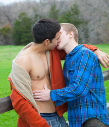  Carson Carver and Joey Vox 5c3258acd2a49.jpg