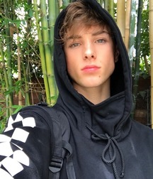 Just beauty of boys 5c35282be1d8a.jpg
