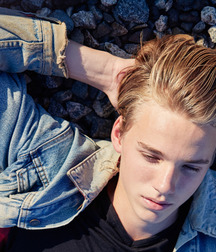 Just beauty of boys 5c4ac4325f34a.jpg