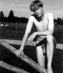 Vintage boys 5c529efcc2235.jpg