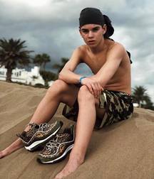 Just beauty of boys 5c53eb50c6da6.jpg