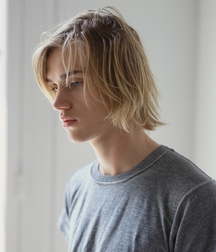 Just beauty of boys 5c8300e5ae6dd.jpg