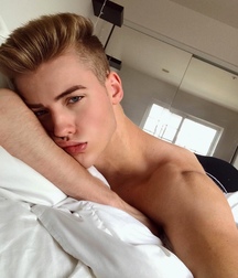 Just beauty of boys 5c920295d6b8b.jpg
