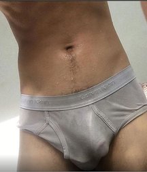 Under boner 5cb3384eb547f.jpg