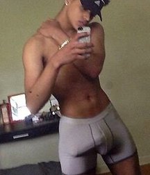 Under boner 5cb33869a3306.jpg