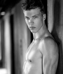 Just beauty of boys ByN 5cc747976ad71.jpg