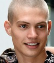Josha Stradowski 5ccb71625681f.png