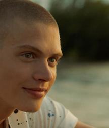 Josha Stradowski 5ccb71704e7b0.jpg