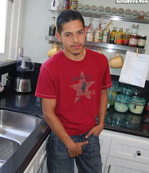 Latino * Gabriel 5cd52585e5ab1.jpg