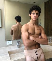 Just beauty of boys 5d0e01bc55859.jpg