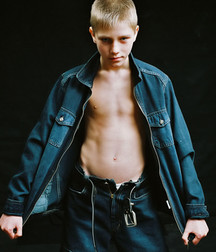 Just beauty of boys 5d0e2b18c38af.jpg