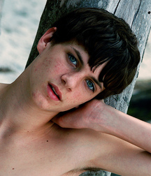 DZ cute boy 5d0fc030c0efa.jpg