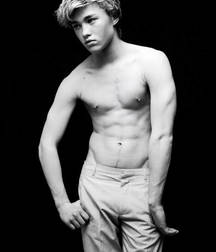 Just beauty of boys 5d113f1f38be8.jpg