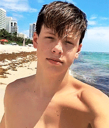 Just beauty of boys 5d1b9d4d505e3.gif