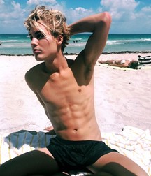 Just beauty of boys 5d260cd86f9d5.jpg